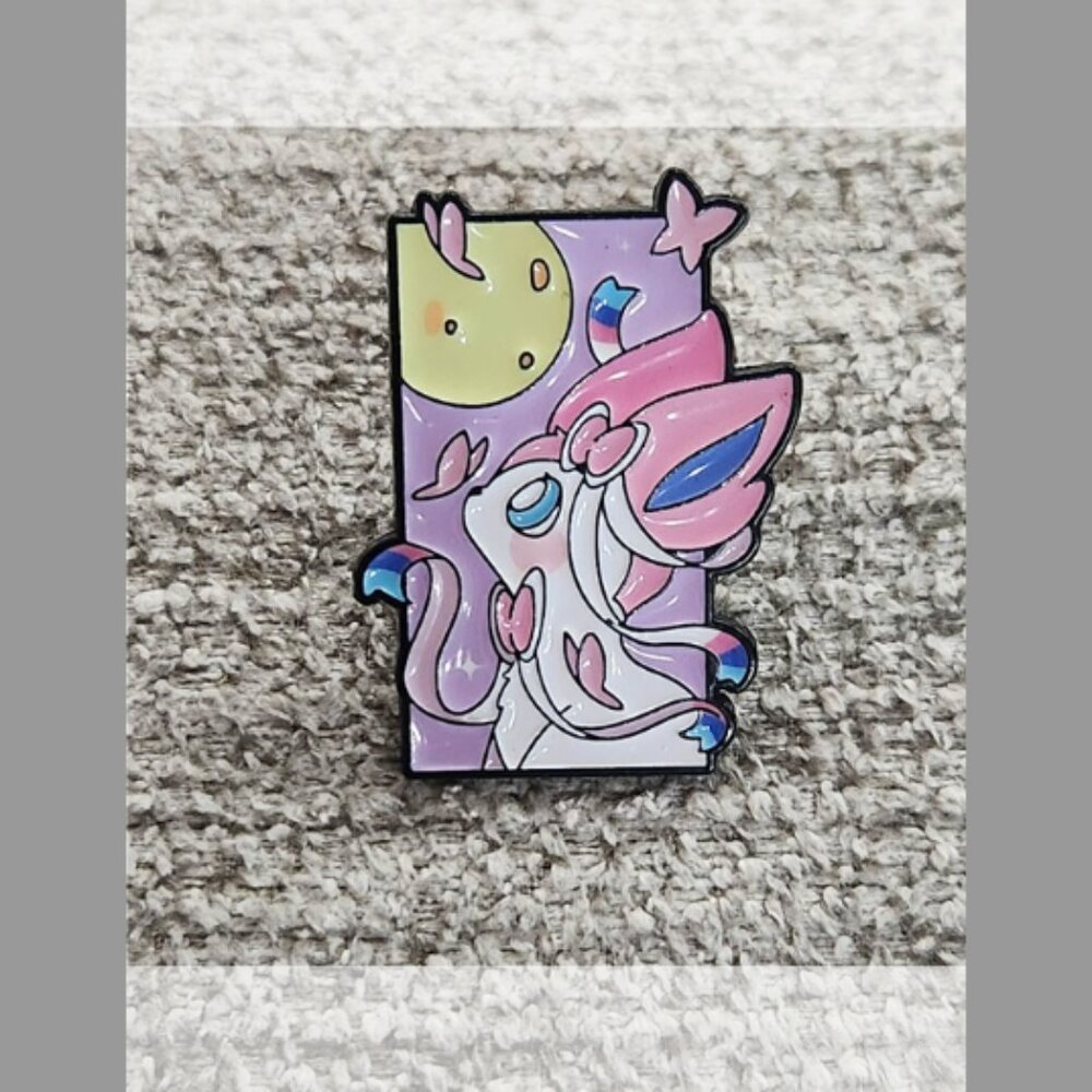 Pokemon Sylveon Pin